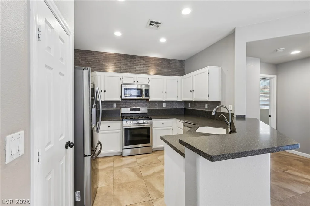 9082 Manalang, Las Vegas, NV 89123