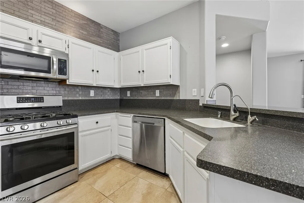 9082 Manalang, Las Vegas, NV 89123