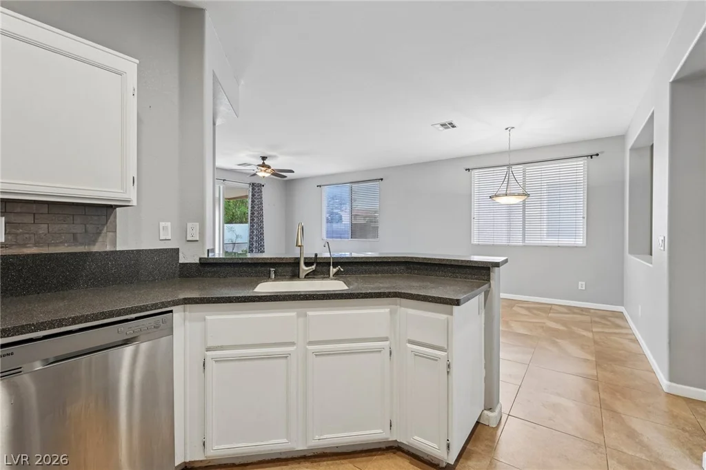 9082 Manalang, Las Vegas, NV 89123