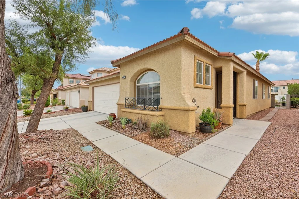 9082 Manalang, Las Vegas, NV 89123