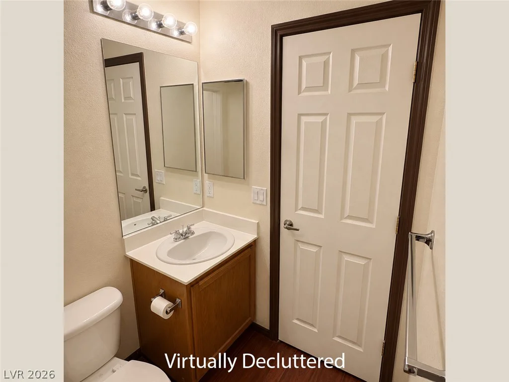 5855 Valley, North Las Vegas, NV 89031
