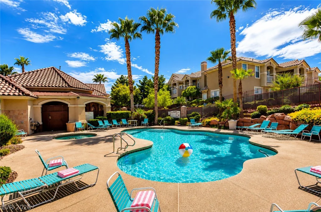 5855 Valley, North Las Vegas, NV 89031