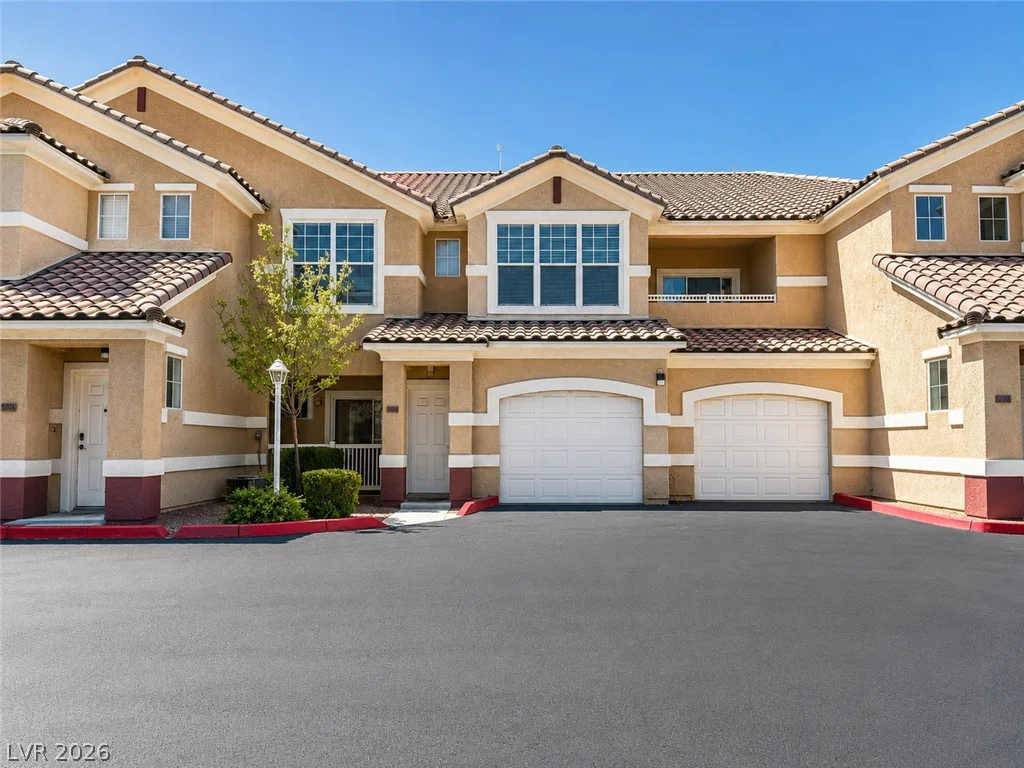 5855 Valley, North Las Vegas, NV 89031