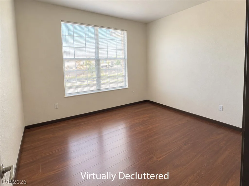 5855 Valley, North Las Vegas, NV 89031