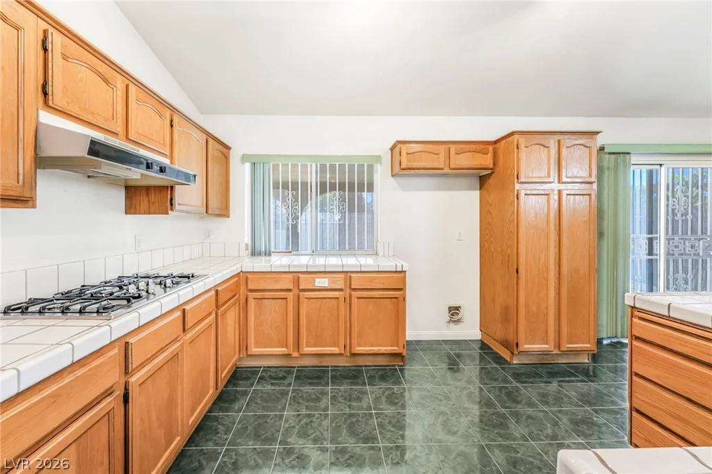7628 Poppy Meadow, Las Vegas, NV 89123