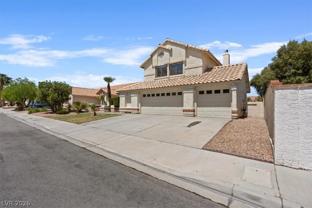 1950 Nuevo, Henderson, NV 89014