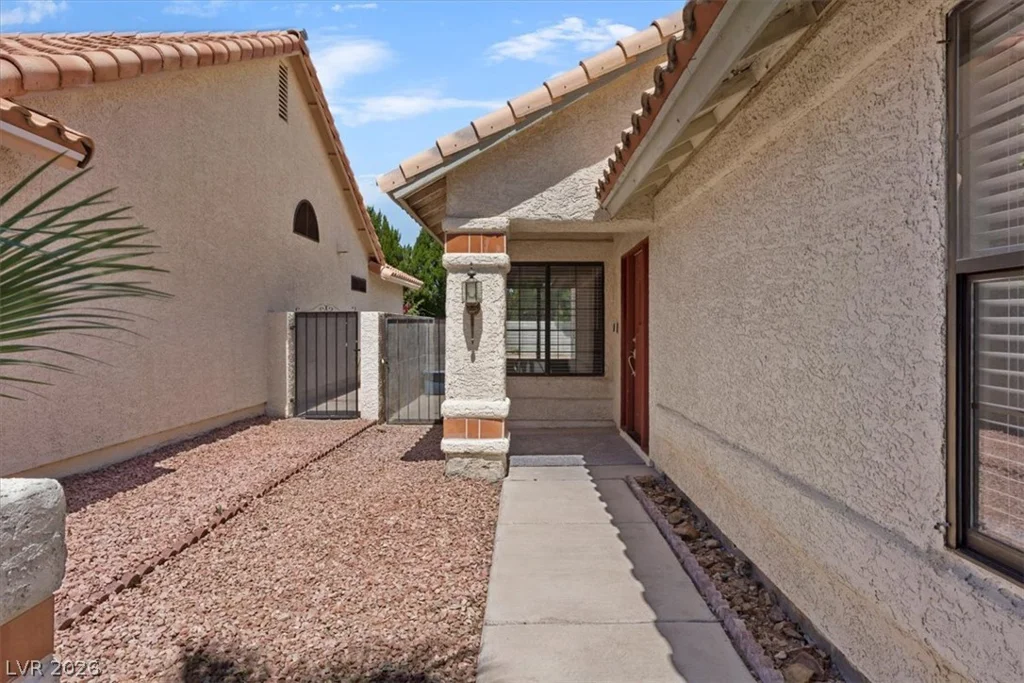 1950 Nuevo, Henderson, NV 89014