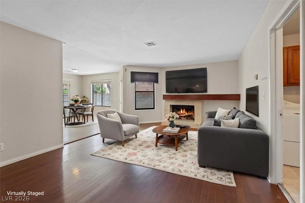 1950 Nuevo, Henderson, NV 89014