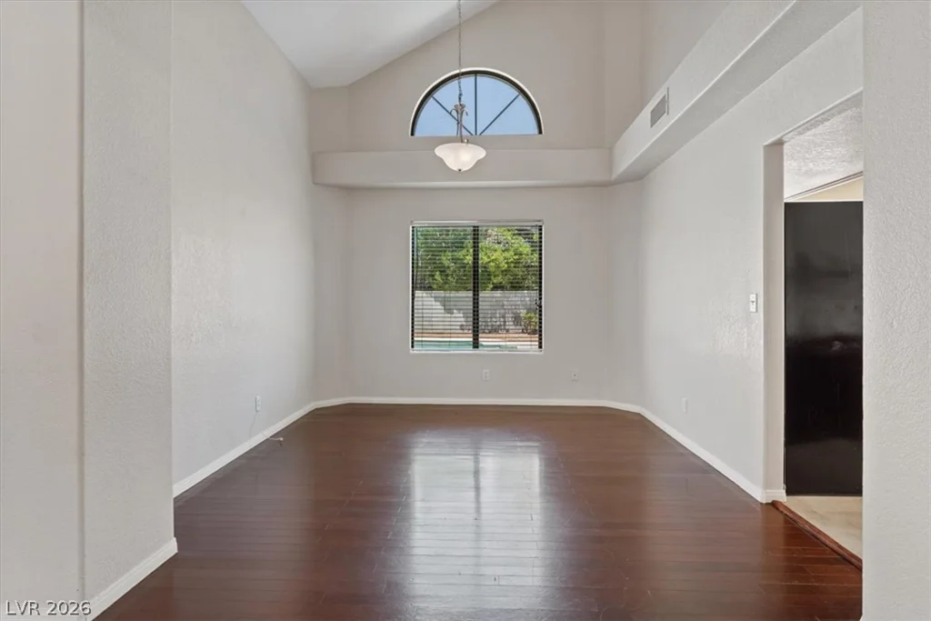 1950 Nuevo, Henderson, NV 89014