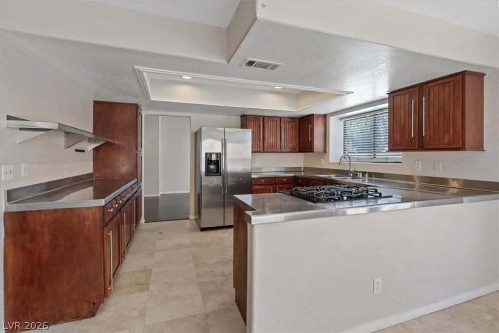 1950 Nuevo, Henderson, NV 89014