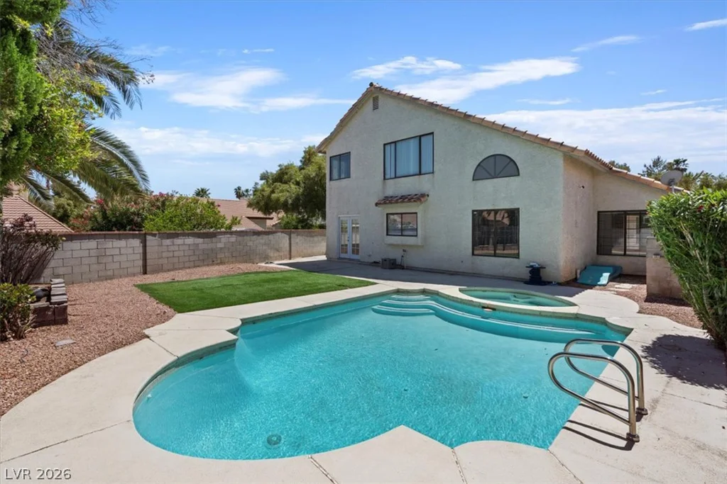 1950 Nuevo, Henderson, NV 89014