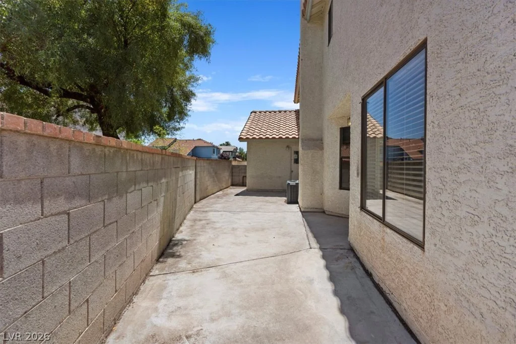 1950 Nuevo, Henderson, NV 89014