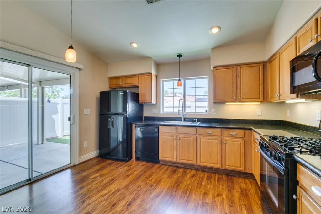 8535 Lakota, Las Vegas, NV 89123