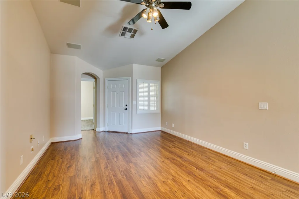 8535 Lakota, Las Vegas, NV 89123