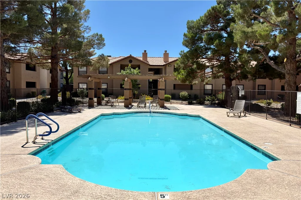 2451 Rainbow, Las Vegas, NV 89108