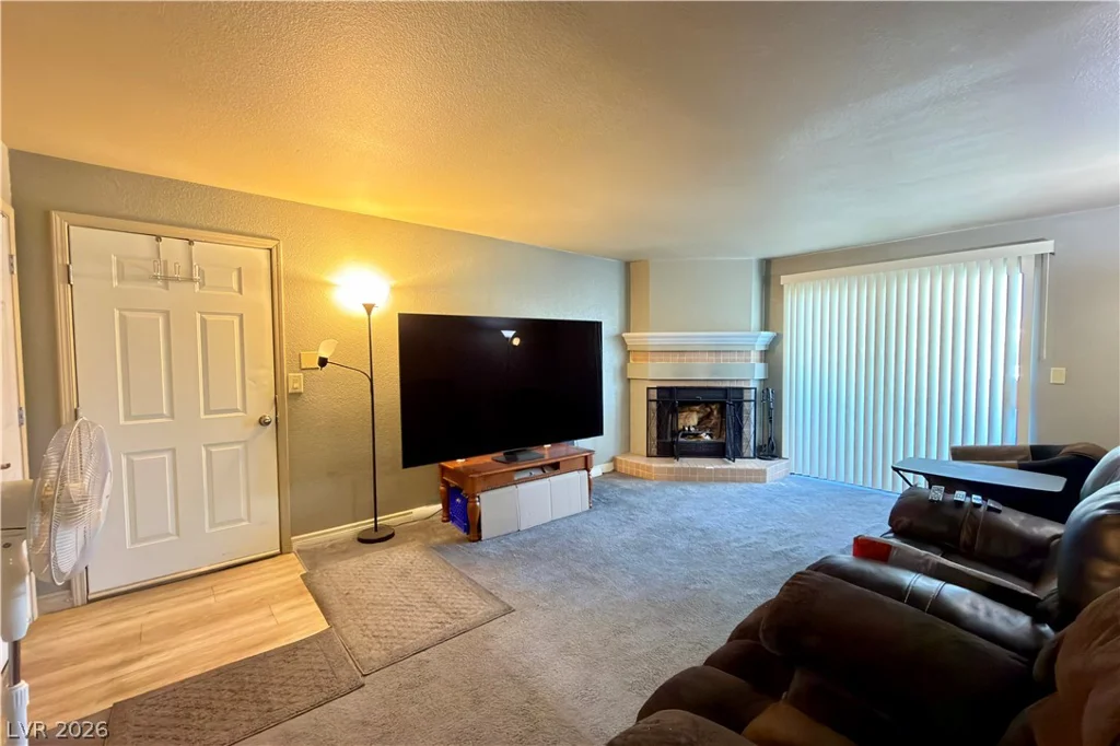 2451 Rainbow, Las Vegas, NV 89108