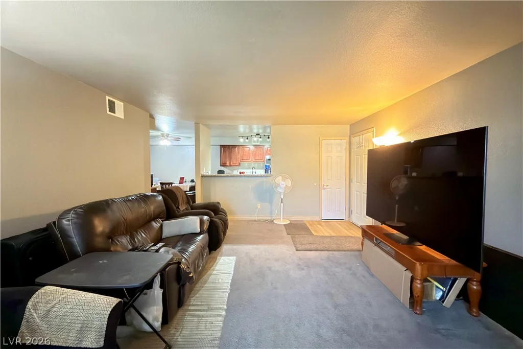 2451 Rainbow, Las Vegas, NV 89108