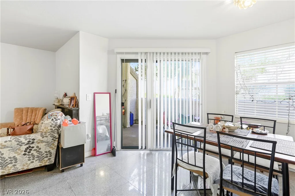 3150 Soft Breezes Dr, Las Vegas, NV 89128
