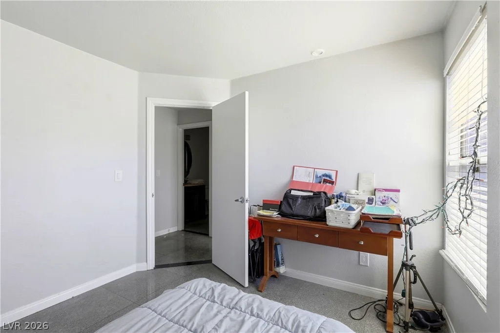3150 Soft Breezes Dr, Las Vegas, NV 89128
