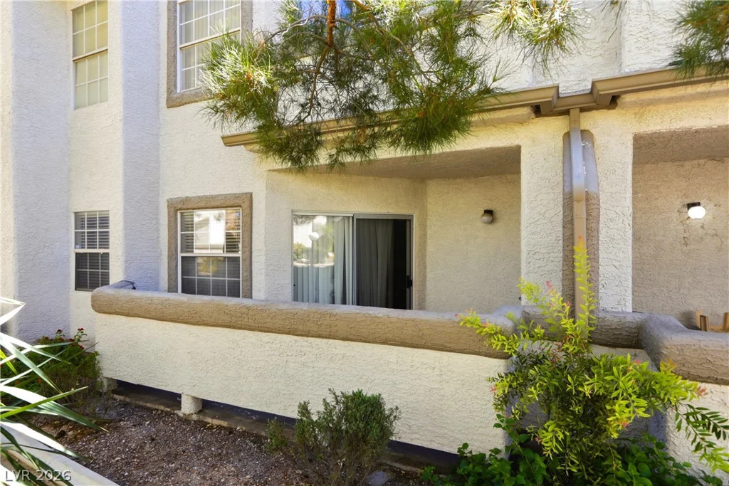 3150 Soft Breezes Dr, Las Vegas, NV 89128