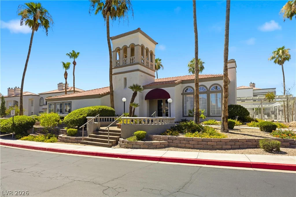 3150 Soft Breezes Dr, Las Vegas, NV 89128