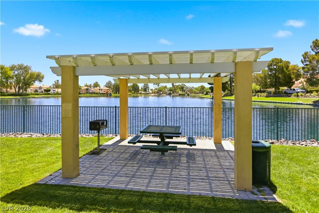 3150 Soft Breezes Dr, Las Vegas, NV 89128