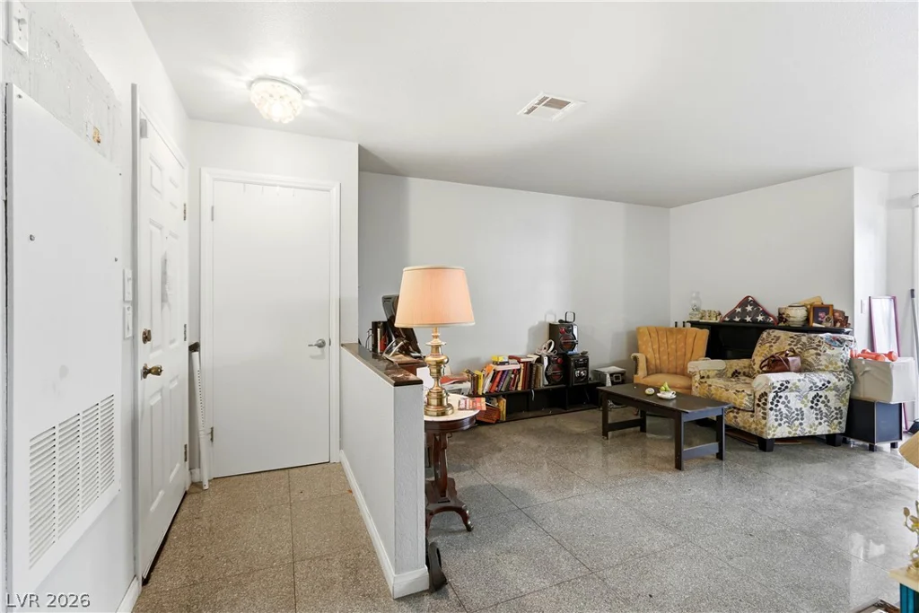 3150 Soft Breezes Dr, Las Vegas, NV 89128