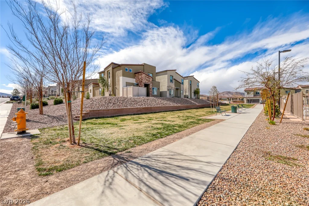 535 Thistleberry, Henderson, NV 89044