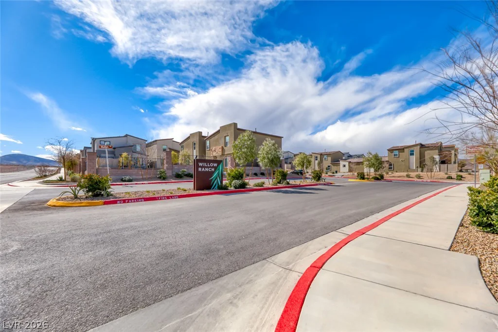 535 Thistleberry, Henderson, NV 89044