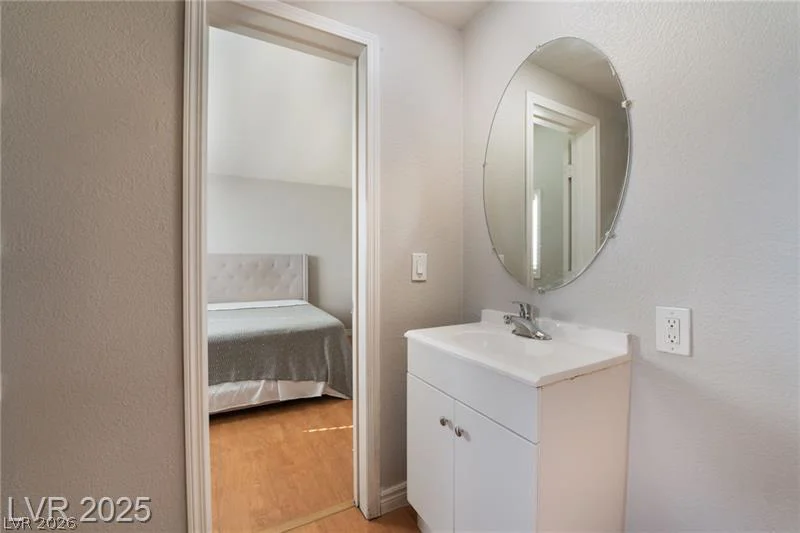 1943 Quintearo, Las Vegas, NV 89115