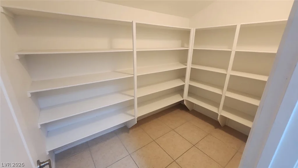 7273 Summer Grove, Las Vegas, NV 89117