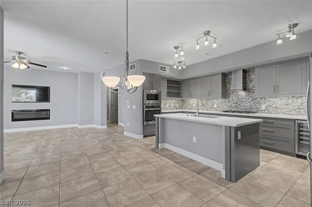 2555 Hampton, Henderson, NV 89052