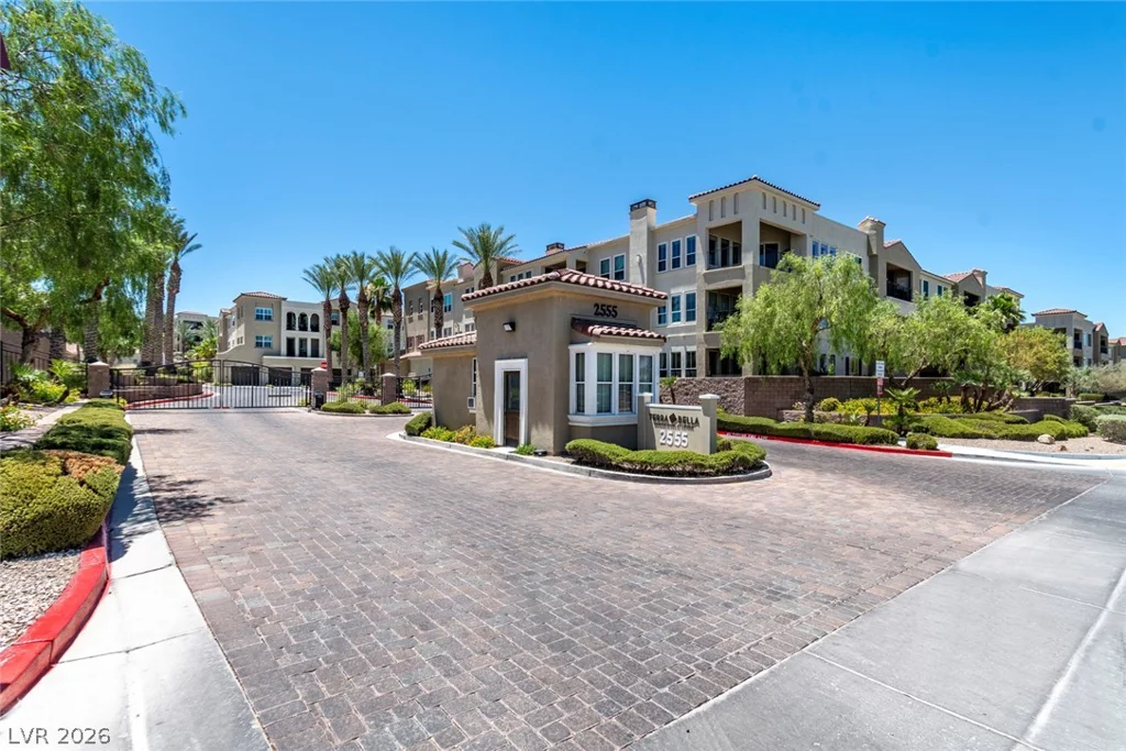 2555 Hampton, Henderson, NV 89052