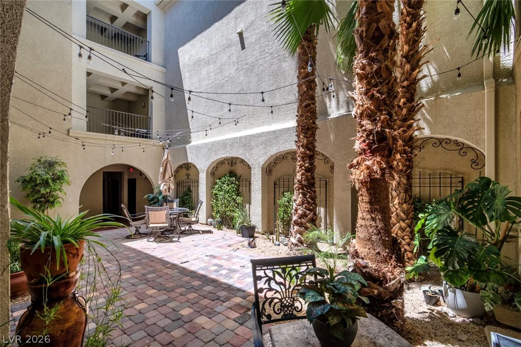 2555 Hampton, Henderson, NV 89052