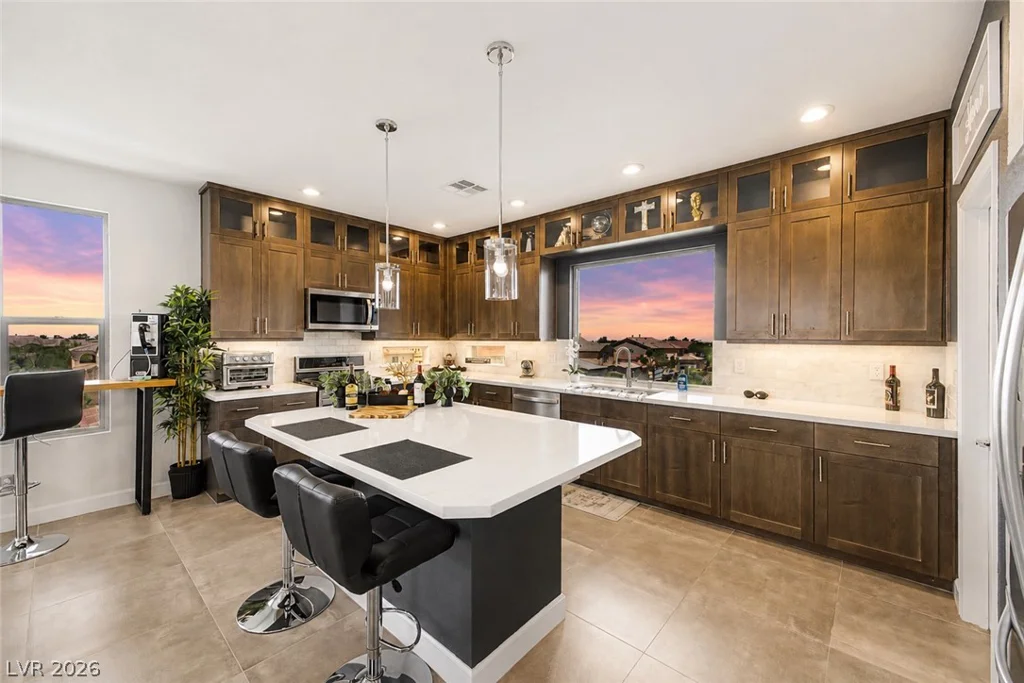 7906 Mountain Lilac, Las Vegas, NV 89113