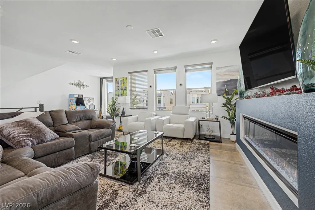 7906 Mountain Lilac, Las Vegas, NV 89113