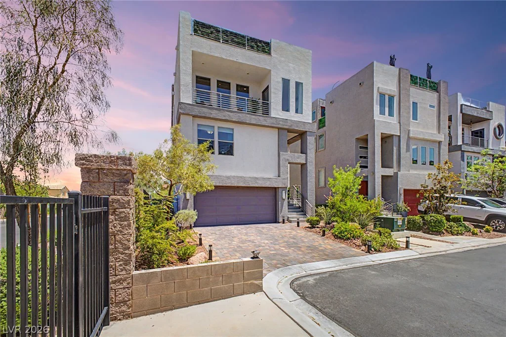 7906 Mountain Lilac, Las Vegas, NV 89113