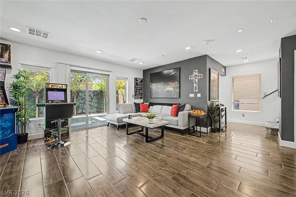 7906 Mountain Lilac, Las Vegas, NV 89113