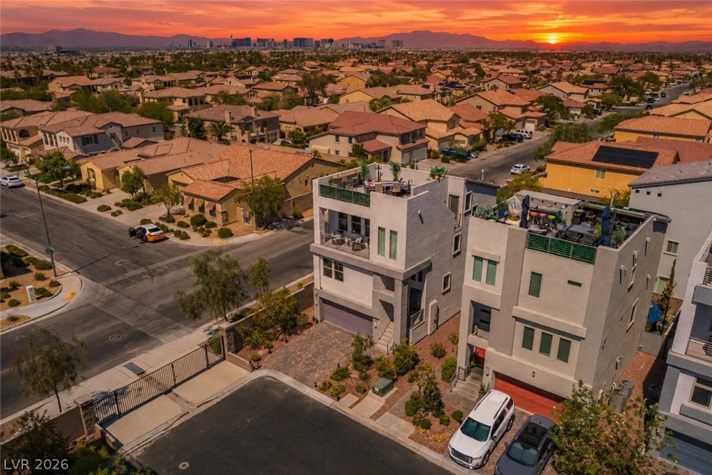 7906 Mountain Lilac, Las Vegas, NV 89113