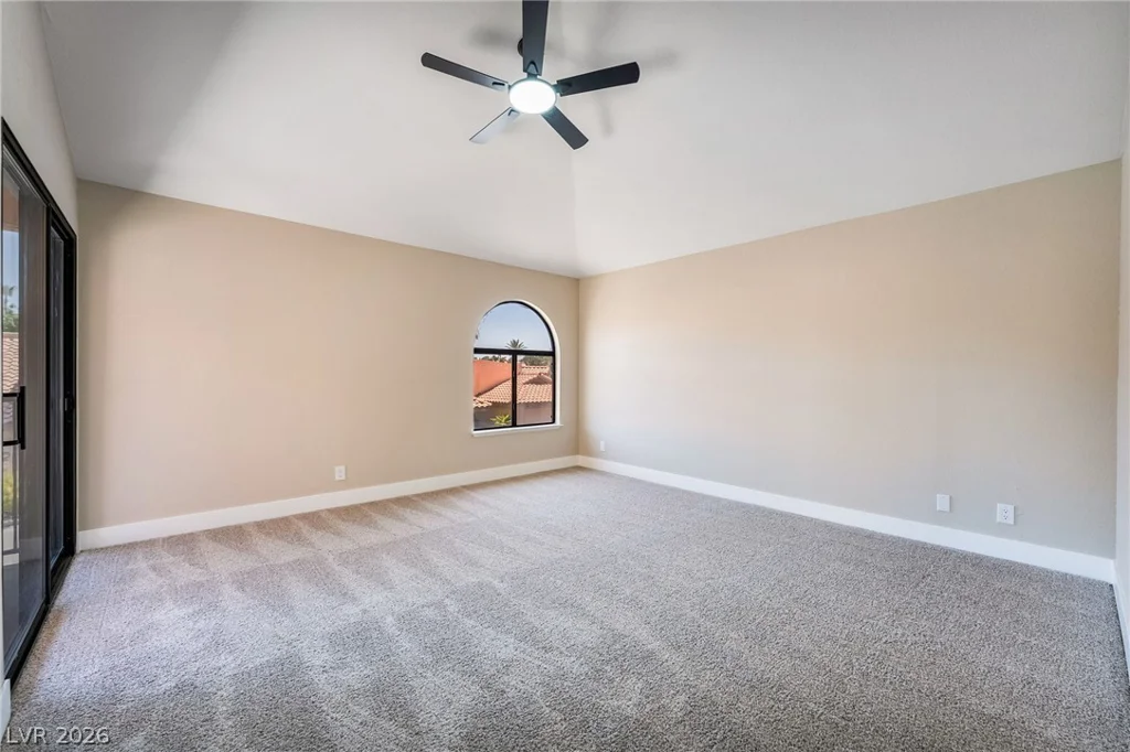 2716 Laguna Shores, Las Vegas, NV 89121