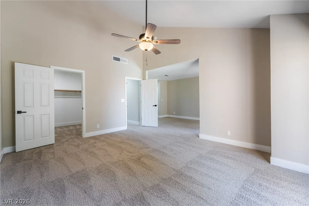 2716 Laguna Shores, Las Vegas, NV 89121