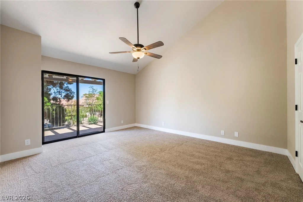 2716 Laguna Shores, Las Vegas, NV 89121