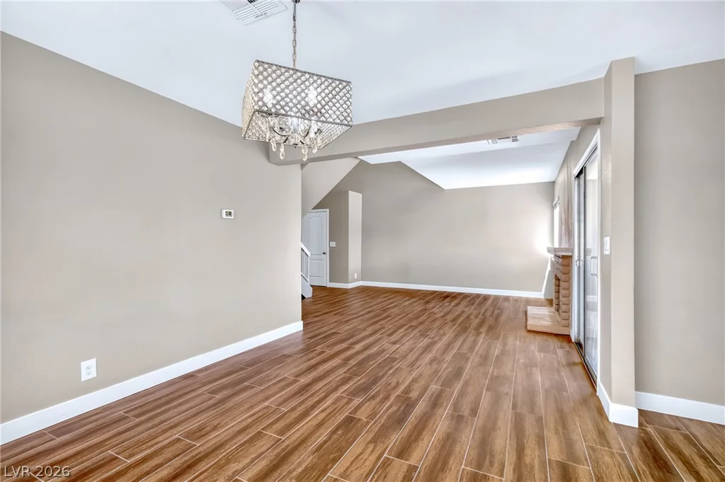 490 Searchlight, Las Vegas, NV 89110