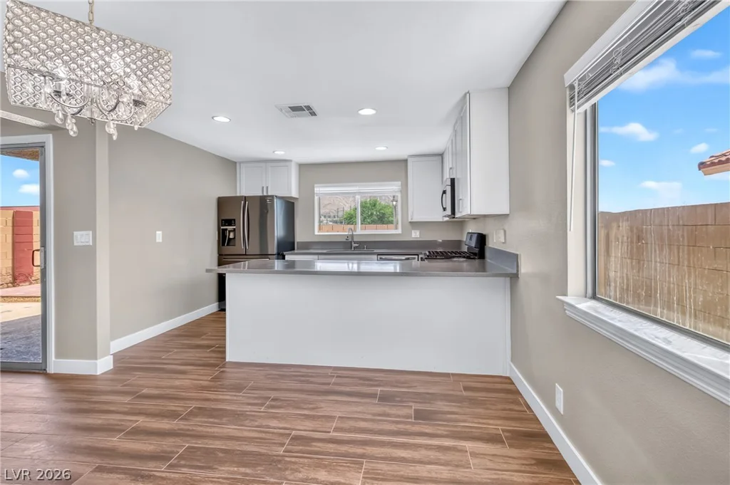 490 Searchlight, Las Vegas, NV 89110