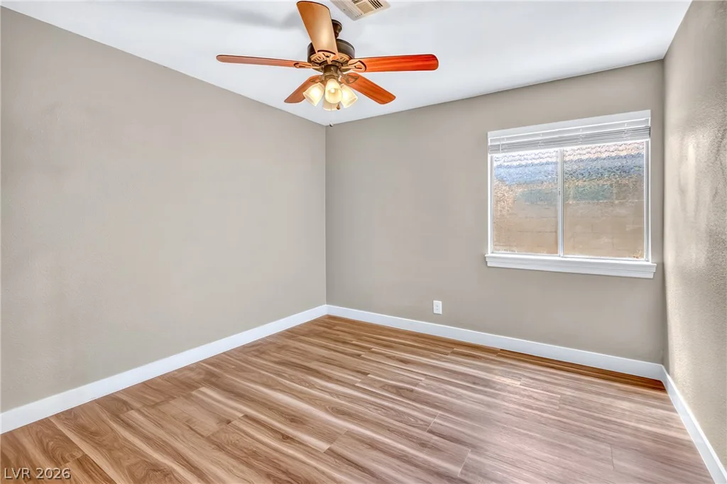 490 Searchlight, Las Vegas, NV 89110