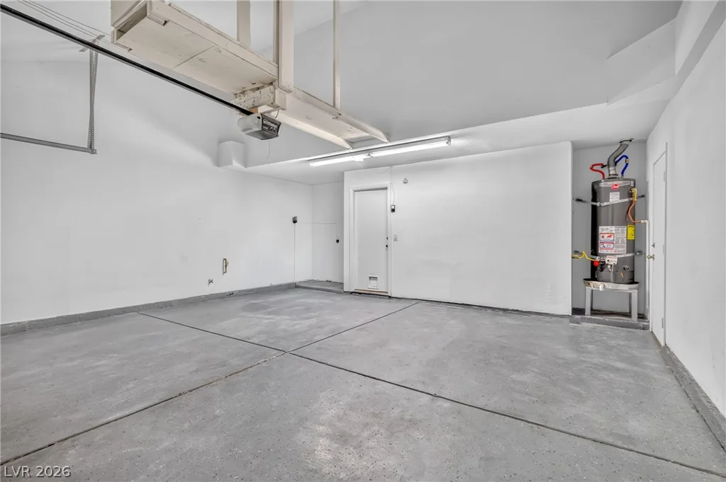 490 Searchlight, Las Vegas, NV 89110