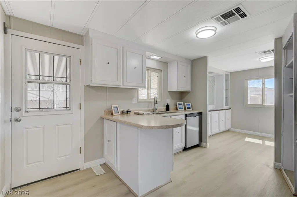 3652 Katmai, Las Vegas, NV 89122