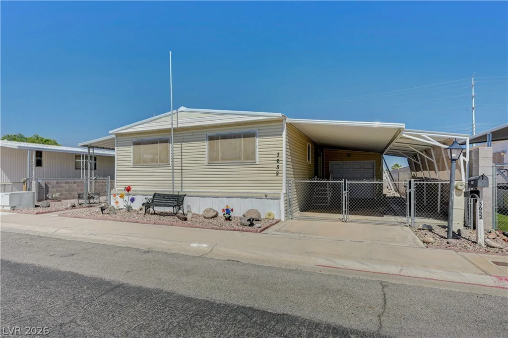 3652 Katmai, Las Vegas, NV 89122