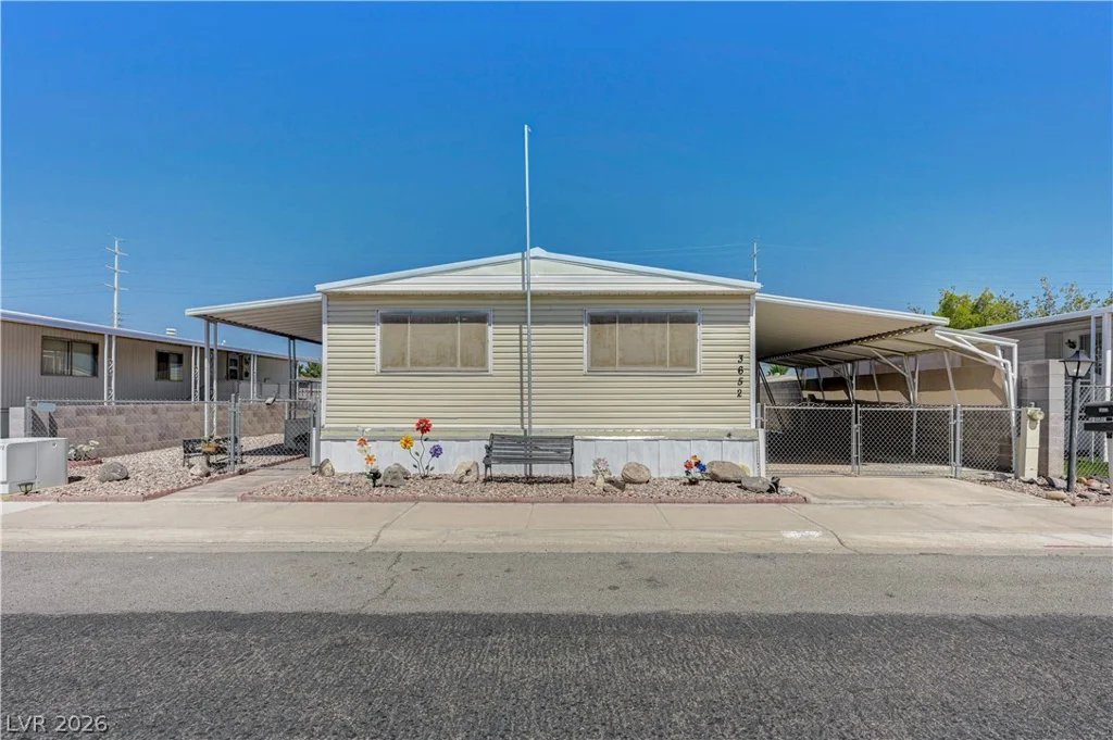 3652 Katmai, Las Vegas, NV 89122
