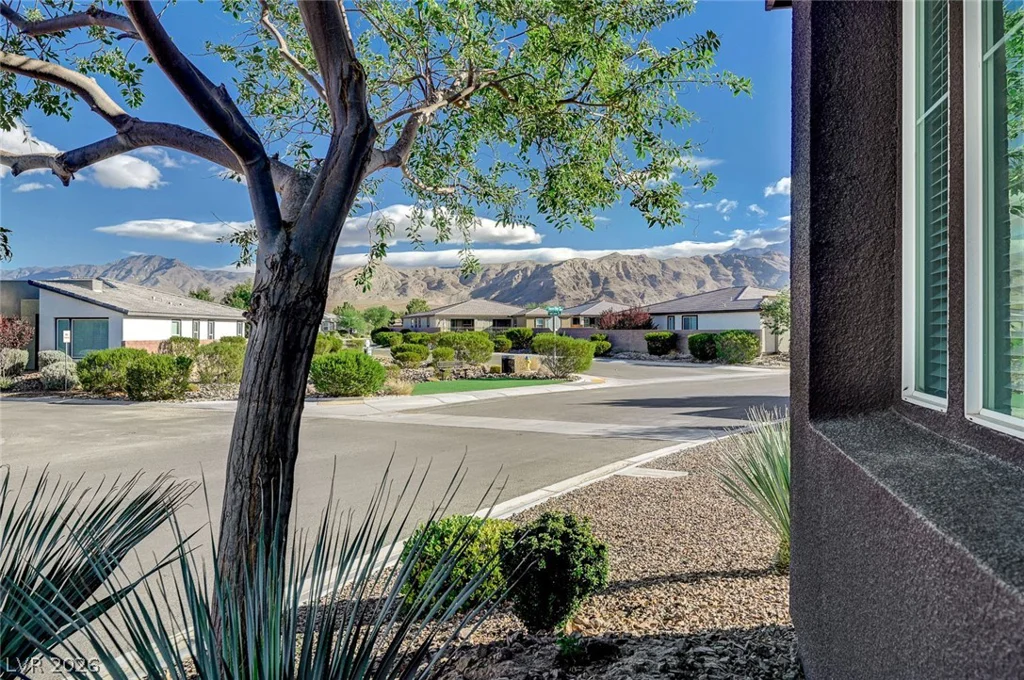 4829 Beacon Ridge, Pahrump, NV 89061